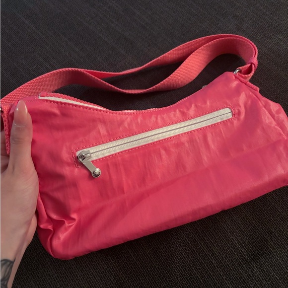 New Barbie x Kipling Ayda bag - Picture 5 of 5